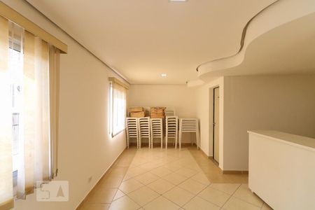 Apartamento à venda com 67m², 3 quartos e 1 vaga Apartamento à venda com 67m², 3 quartos e 1 vagaÁrea comum - Salão de festas