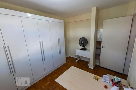 Apartamento para alugar com 70m², 2 quartos e sem vagaQuarto 1