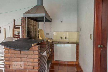 Casa à venda com 436m², 4 quartos e 4 vagasChurrasqueira