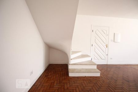 Sala de casa à venda com 3 quartos, 133m² em Planalto Paulista, São Paulo