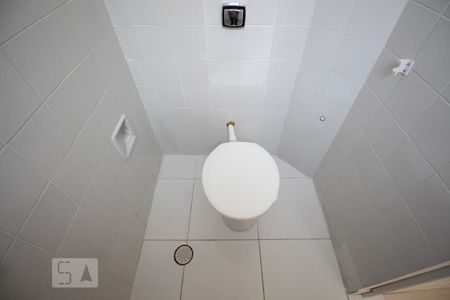 Casa à venda com 133m², 3 quartos e 1 vaga Casa à venda com 133m², 3 quartos e 1 vagaEdicula - Banheiro