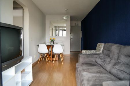 Sala de apartamento para alugar com 2 quartos, 60m² em Jardim Oriental, São Paulo