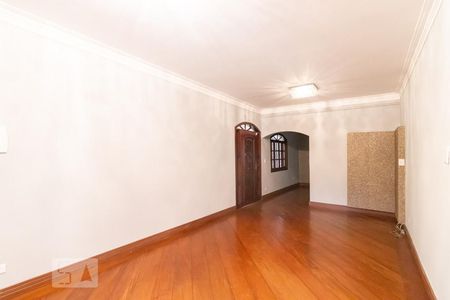 Sala de casa para alugar com 4 quartos, 450m² em Vila Granada, São Paulo