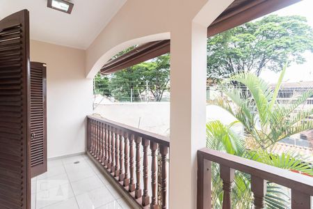 Varnda da Suíte 1 de casa para alugar com 4 quartos, 450m² em Vila Granada, São Paulo