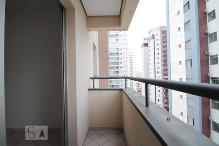 Apartamento à venda com 79m², 2 quartos e 1 vagaVaranda