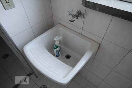 Apartamento à venda com 79m², 2 quartos e 1 vagaÁrea de serviço