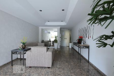 Apartamento à venda com 79m², 2 quartos e 1 vagaHall de entrada