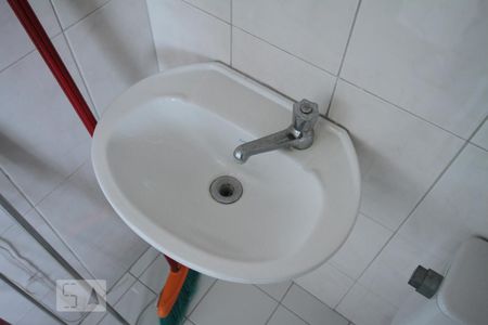 Apartamento à venda com 79m², 2 quartos e 1 vagaBanheiro de serviço