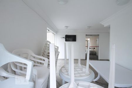 Apartamento à venda com 79m², 2 quartos e 1 vagaSalão de festas