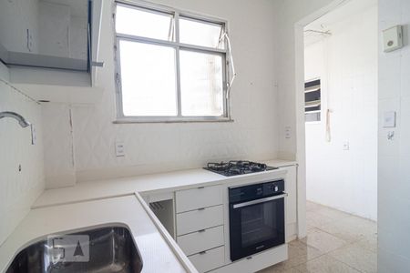 Cozinha de apartamento para alugar com 2 quartos, 80m² em Centro, Niterói