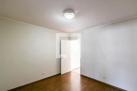 Quarto 1 de casa à venda com 3 quartos, 200m² em Vila Ponte Rasa, São Paulo