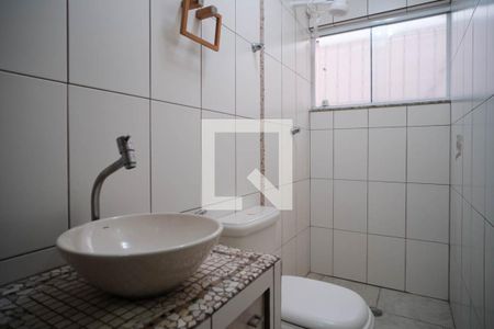 Banheiro 1 de casa para alugar com 3 quartos, 200m² em Vila Ponte Rasa, São Paulo