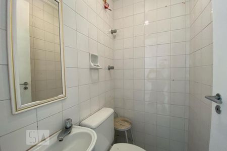 Apartamento para alugar com 92m², 3 quartos e 2 vagasBanheiro de Serviço
