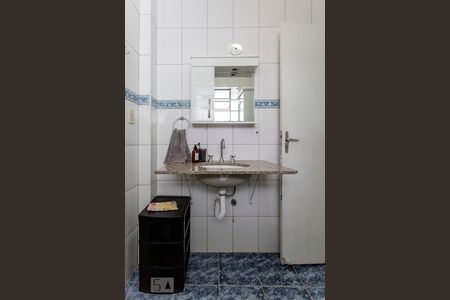 Apartamento à venda com 60m², 4 quartos e sem vagaBanheiro