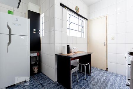 Apartamento à venda com 60m², 4 quartos e sem vagaCozinha