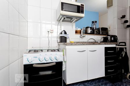 Apartamento à venda com 60m², 4 quartos e sem vagaCozinha