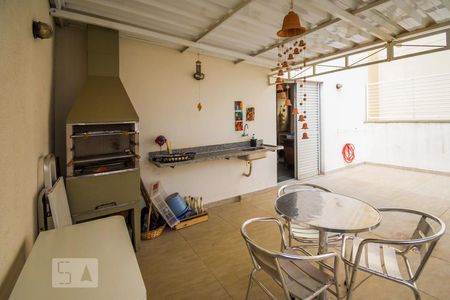 Apartamento à venda com 90m², 2 quartos e 1 vagaChurrasqueira