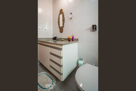 Apartamento à venda com 90m², 2 quartos e 1 vagaBanheiro da Suíte 1