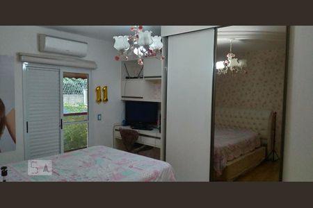 Casa de condomínio à venda com 402m², 4 quartos e 5 vagas