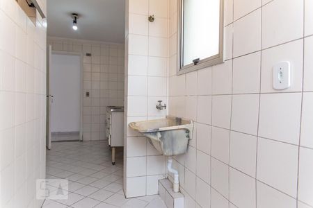 Apartamento à venda com 65m², 3 quartos e 1 vagaÁrea de Serviço