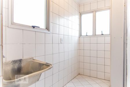 Apartamento à venda com 65m², 3 quartos e 1 vagaÁrea de Serviço