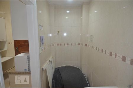 Apartamento à venda com 80m², 2 quartos e sem vaga Apartamento à venda com 80m², 2 quartos e sem vagaÁrea de serviço