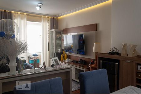 Sala de Apartamento com 3 quartos, 68m² Vila Ema