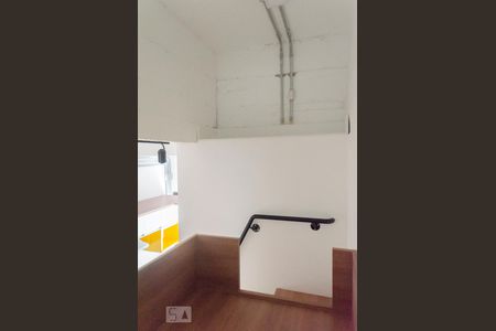 Cama superior de kitnet/studio para alugar com 1 quarto, 12m² em Campos Elíseos, São Paulo