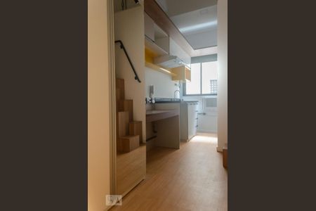 Quarto/Cozinha de kitnet/studio para alugar com 1 quarto, 12m² em Campos Elíseos, São Paulo