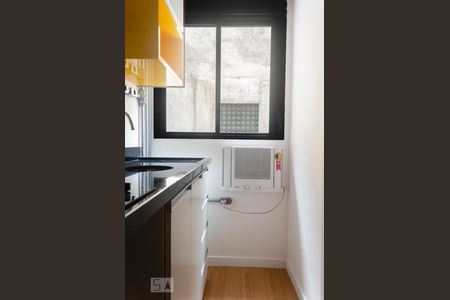Cozinha de kitnet/studio para alugar com 1 quarto, 12m² em Campos Elíseos, São Paulo