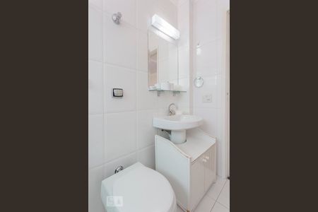 Apartamento para alugar com 56m², 2 quartos e sem vagaBanheiro