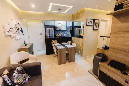 Apartamento para alugar com 58m², 2 quartos e 1 vaga Apartamento para alugar com 58m², 2 quartos e 1 vagaSala