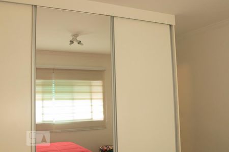 Casa à venda com 190m², 4 quartos e 2 vagasSuíte