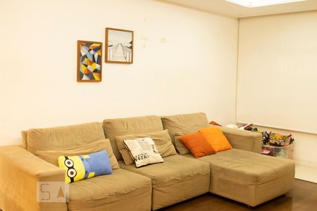 Sala de Estar de casa para alugar com 4 quartos, 190m² em Parque Jabaquara, São Paulo