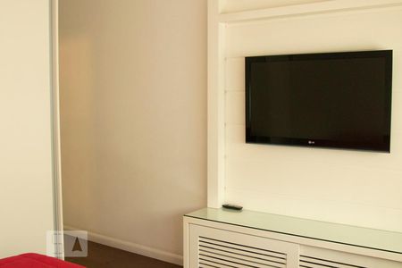 Casa à venda com 190m², 4 quartos e 2 vagasSuíte