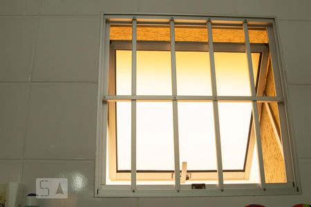 Casa à venda com 190m², 4 quartos e 2 vagasBanheiro