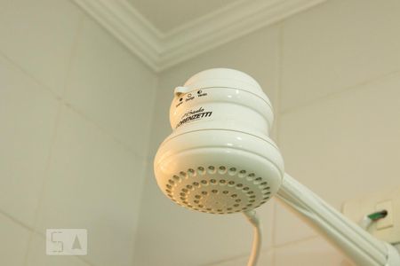 Casa à venda com 190m², 4 quartos e 2 vagasBanheiro