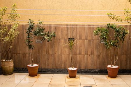 Casa à venda com 190m², 4 quartos e 2 vagasÁrea Externa - Piso Inferior