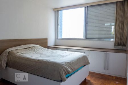 Suíte de apartamento à venda com 2 quartos, 82m² em Vila Gumercindo, São Paulo