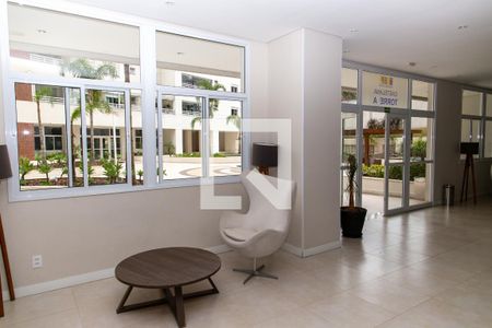 Apartamento à venda com 86m², 2 quartos e 2 vagasHall social