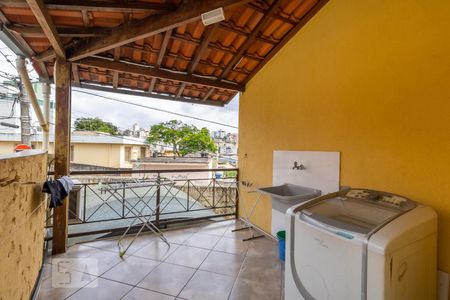 Casa para alugar com 360m², 3 quartos e 2 vagas Casa para alugar com 360m², 3 quartos e 2 vagasÁrea de Serviço