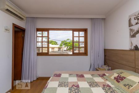 Suíte de casa para alugar com 3 quartos, 360m² em Sagrada Família, Belo Horizonte