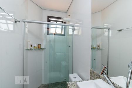 Casa para alugar com 360m², 3 quartos e 2 vagas Casa para alugar com 360m², 3 quartos e 2 vagasBanheiro 2