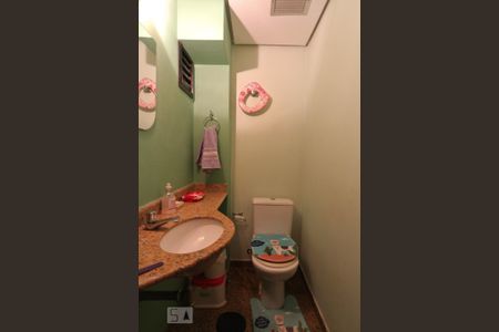Apartamento à venda com 103m², 3 quartos e 2 vagas Apartamento à venda com 103m², 3 quartos e 2 vagasLavabo