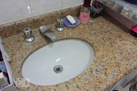 Apartamento à venda com 103m², 3 quartos e 2 vagas Apartamento à venda com 103m², 3 quartos e 2 vagasBanheiro da Suíte