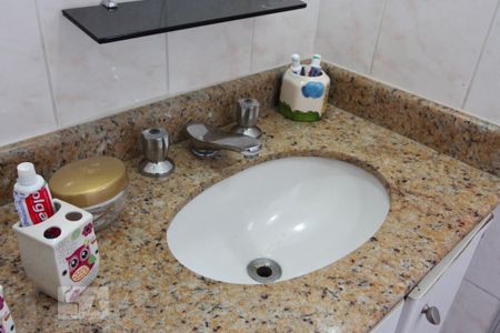 Apartamento à venda com 103m², 3 quartos e 2 vagas Apartamento à venda com 103m², 3 quartos e 2 vagasBanheiro