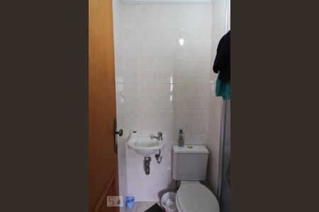 Apartamento à venda com 103m², 3 quartos e 2 vagas Apartamento à venda com 103m², 3 quartos e 2 vagasBanheiro de Serviço