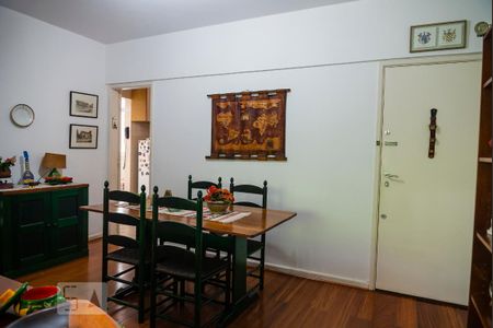 Apartamento à venda com 97m², 3 quartos e sem vagaSala