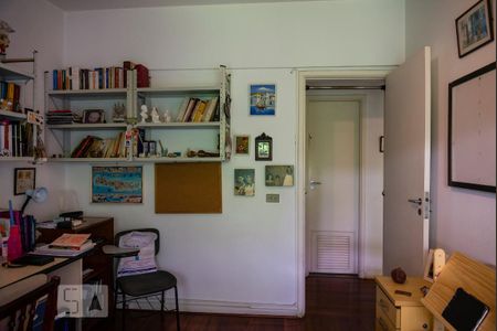Apartamento à venda com 97m², 3 quartos e sem vagaQuarto 2