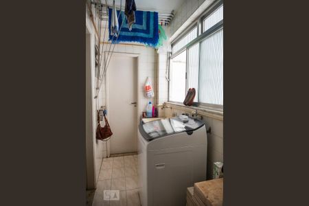 Apartamento à venda com 97m², 3 quartos e sem vagaÁrea de Serviço